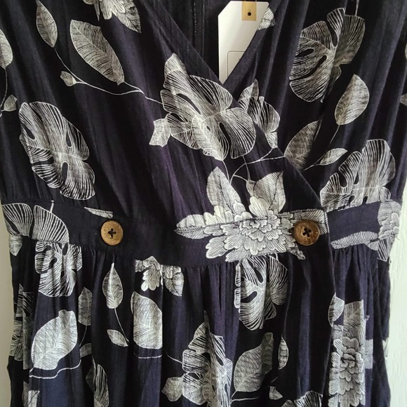 ROXY In the Mood for Dance Black White Floral Sleeveless Maxi Dress Womens Small - Picture 5 of 16